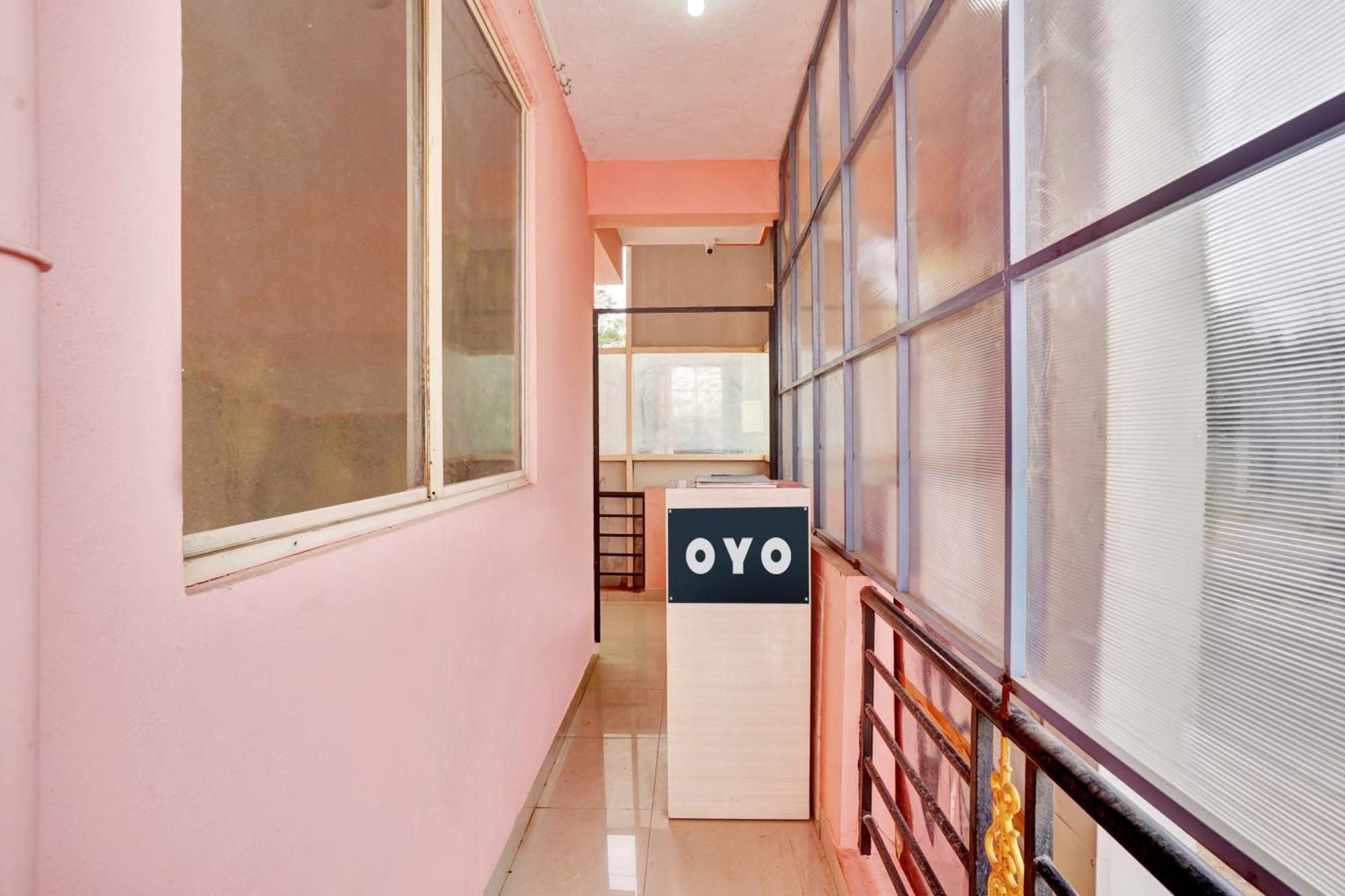 Hotel O Sv Lodge Бангалор Екстериор снимка