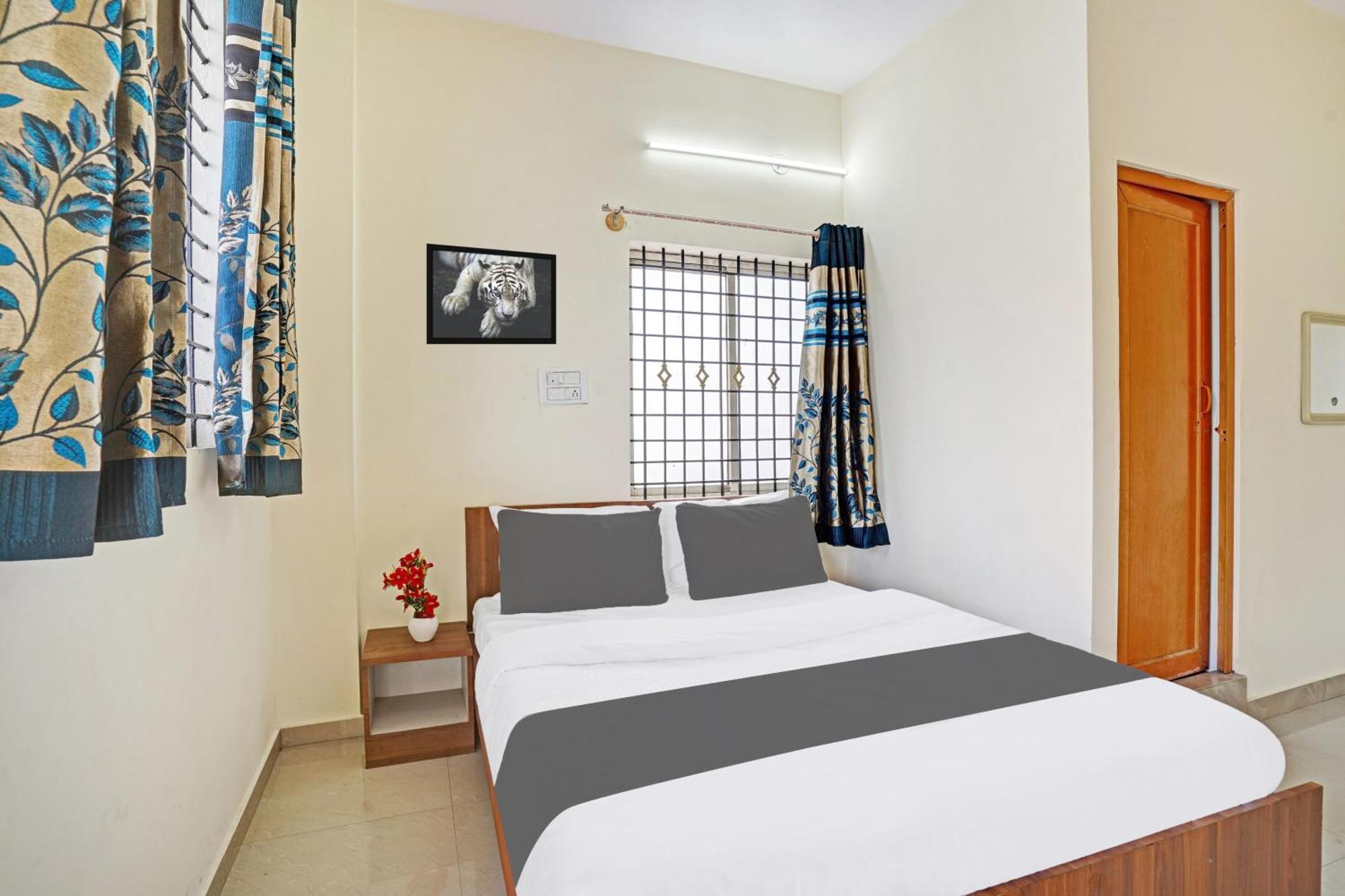 Hotel O Sv Lodge Бангалор Екстериор снимка